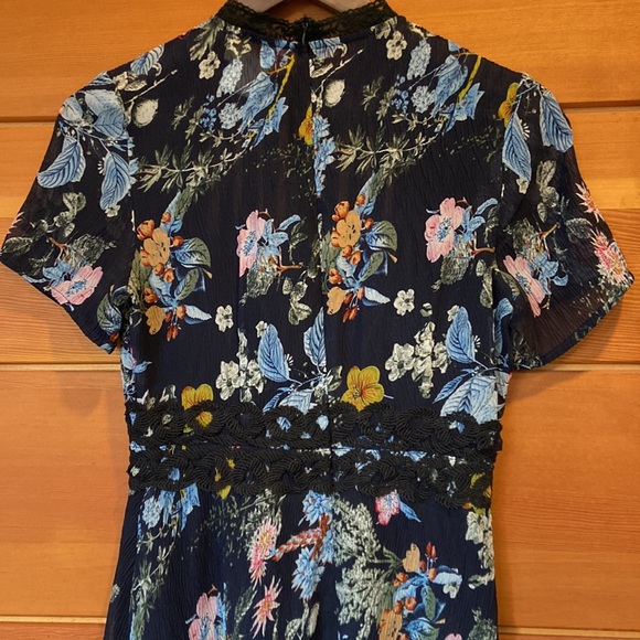 Foxiedox Juniper Floral high neck minidress Anthro - Picture 6 of 12